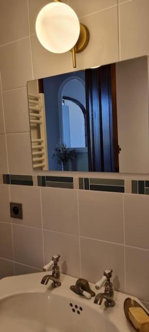 La Provencale Apartment Uzes Bagian luar foto